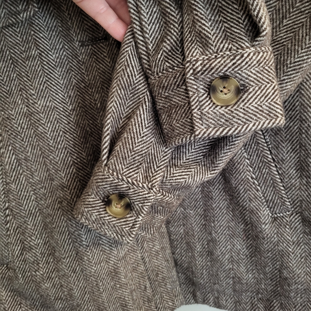 Denver Hayes Herringbone Shacket - Picture 7 of 9